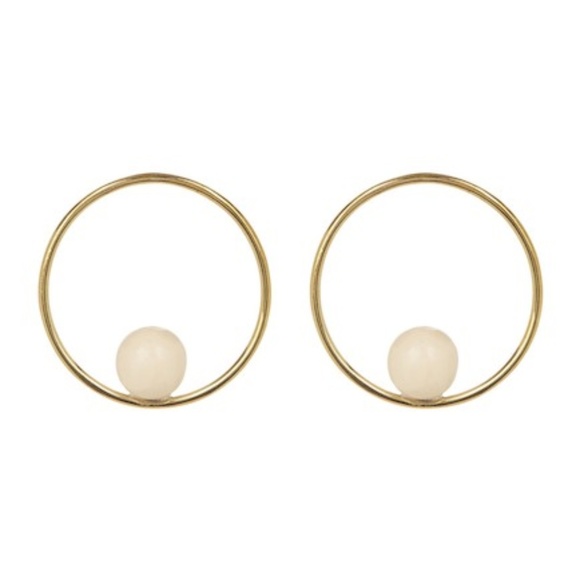 Soko Jewelry - SOKO Sawa Front Facing Hoop Earrings